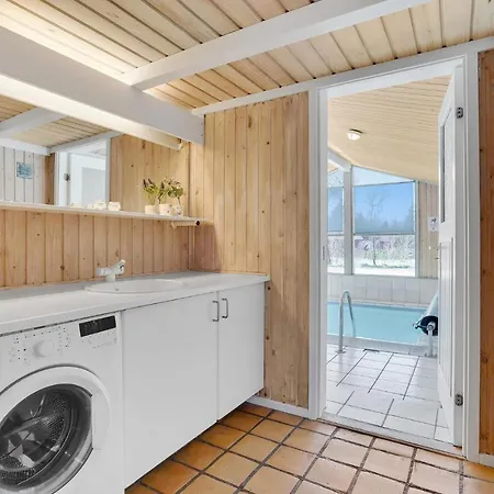 Stunning Home In Albaek With Wifi *